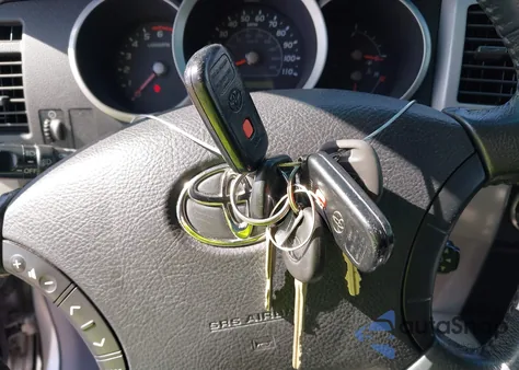 2006 Toyota 4Runner Sr5 V6 z USA, uszkodzony, nr VIN JTEZU14R468064168